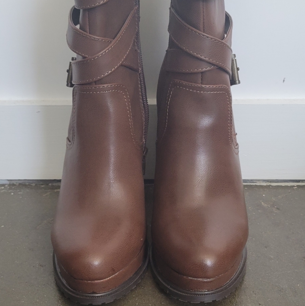 Booties size 8
